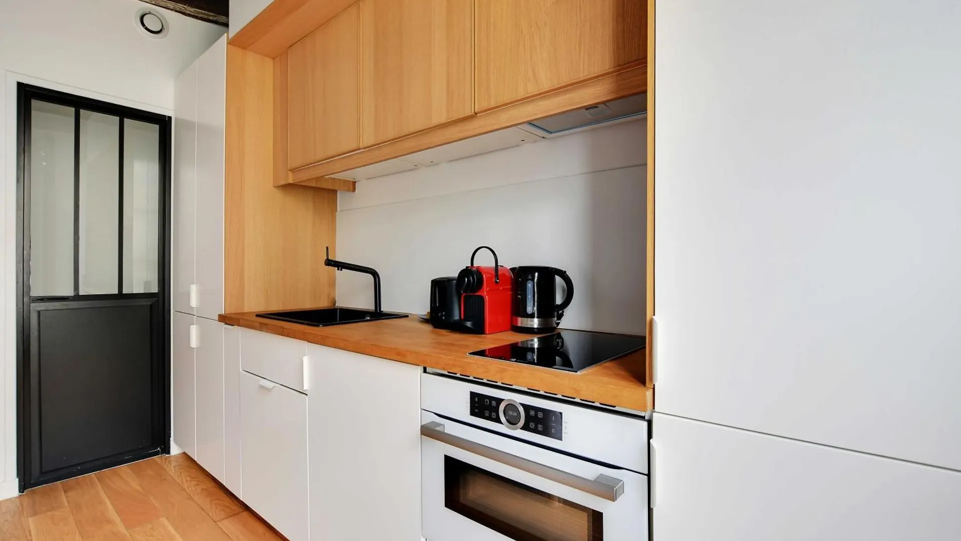 Charming A-c - 2p - Le Marais Apartment